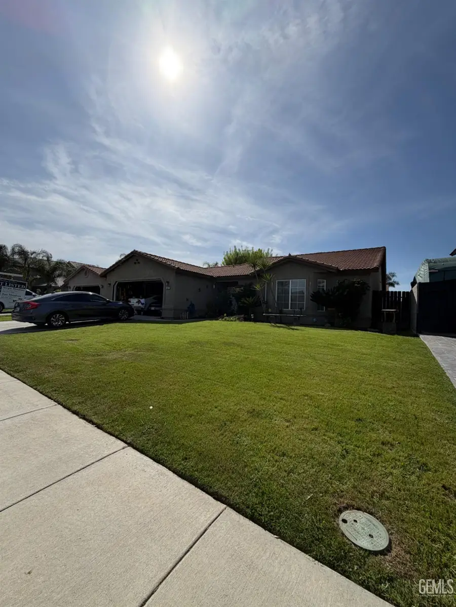 1817 GREENBRIER, Wasco, CA 93280 - #3