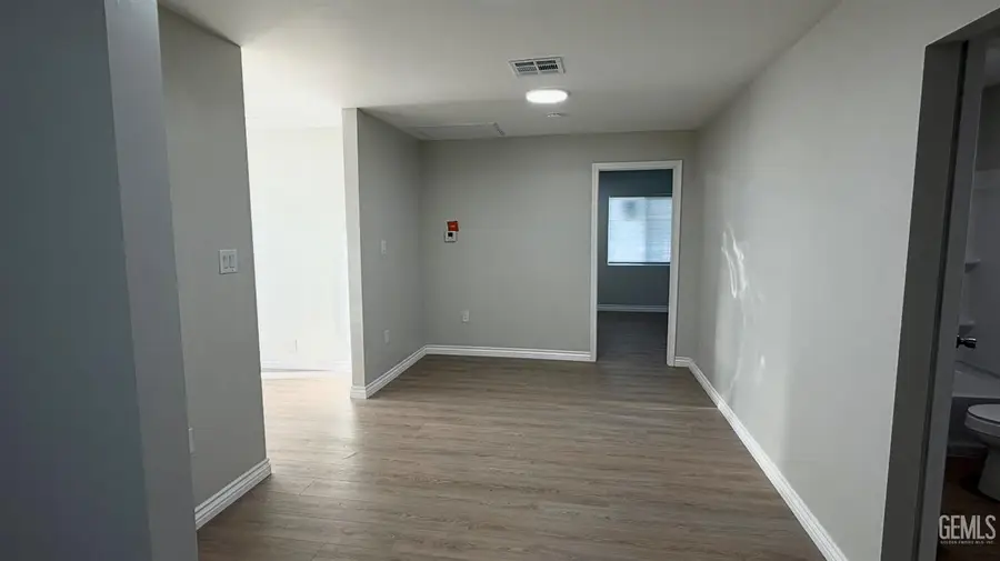 402 MARY STREET, Maricopa, CA 93252 - #3