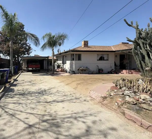 1320 EL SERENTO DRIVE, Bakersfield, CA 93306