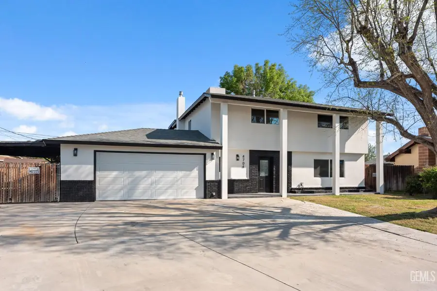 4704 WINNERS CIRCLE, Bakersfield, CA 93309 - #2