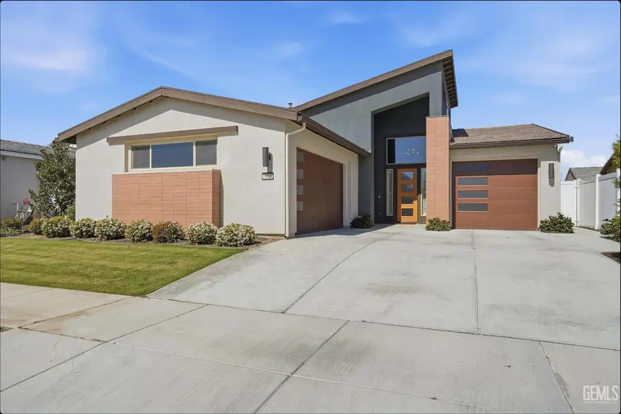 14822 PEMBERLEY PASSAGE AVENUE, Bakersfield, CA 93311 - #2