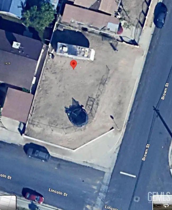 1430 LINCOLN ST., Bakersfield, CA 93305 - #3