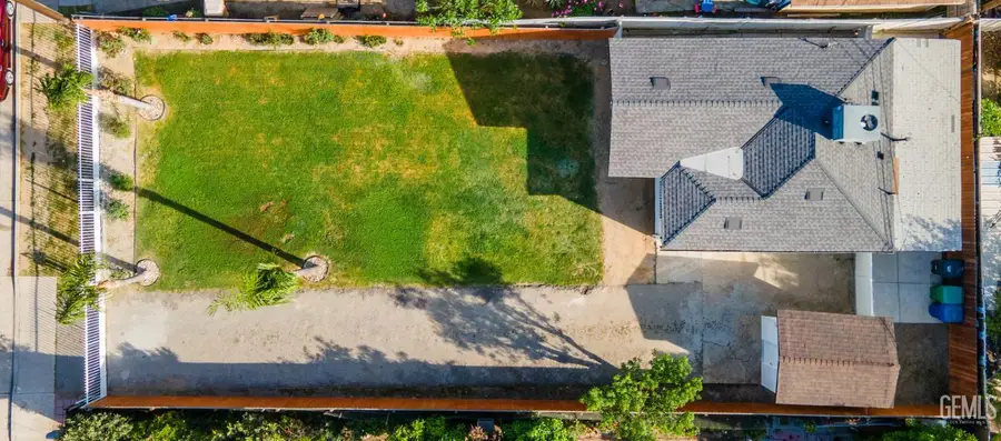 2213 GAGE STREET, Bakersfield, CA 93305 - #2