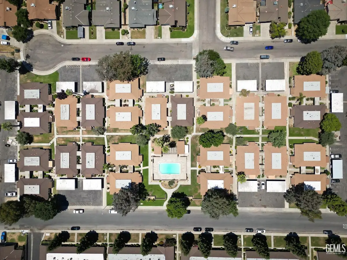 1001 MCDONALD WAY #40, Bakersfield, CA 93309 - #1