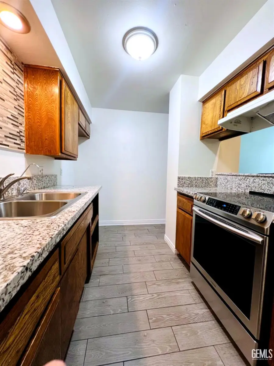 1001 MCDONALD WAY #40, Bakersfield, CA 93309 - #3