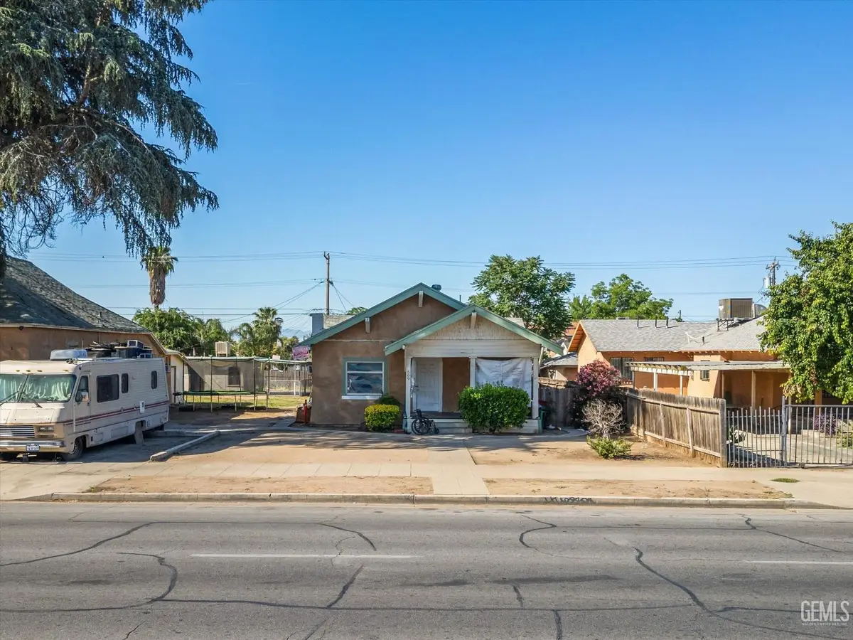 509 NILES STREET, Bakersfield, CA 93305 - #1