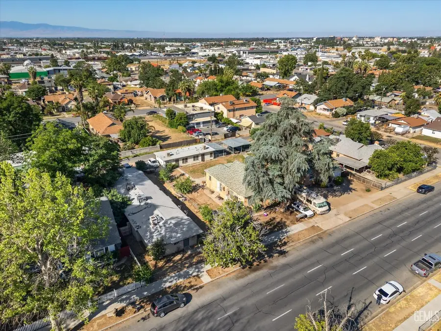 511 NILES STREET, Bakersfield, CA 93305 - #3