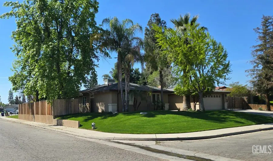 7100 TIOGA COURT, Bakersfield, CA 93309 - #2