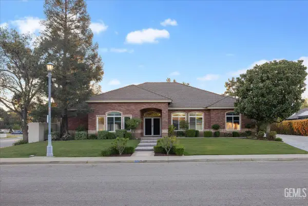 4401 GARNET COURT, Bakersfield, CA 93308