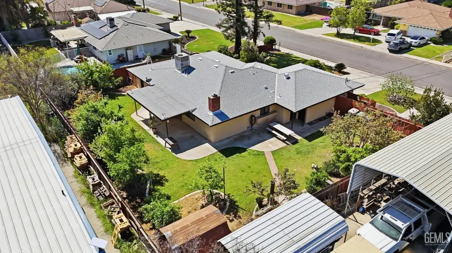 5984 OAKHAVEN STREET, Bakersfield, CA 93308 - #3