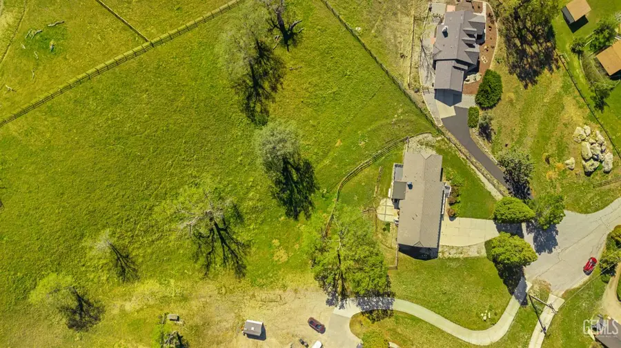 23480 MEADOW VIEW COURT, Tehachapi, CA 93561 - #2