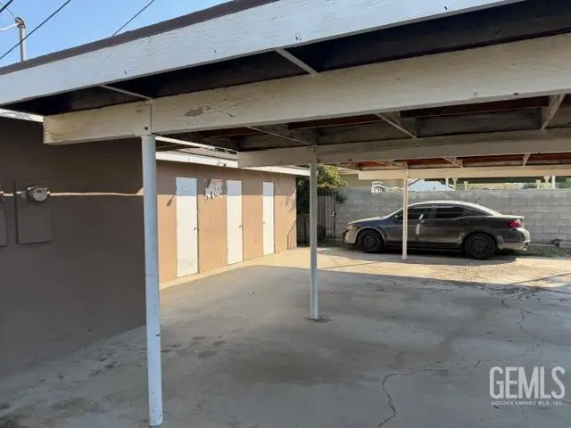 1909 BUENA VISTA STREET, Bakersfield, CA 93304 - #2