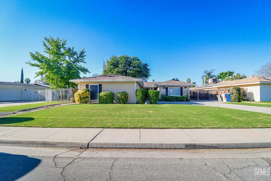6212 FRIANT DRIVE, Bakersfield, CA 93309 - #2