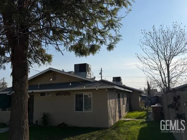415 S HALEY STREET, Bakersfield, CA 93307 - #1