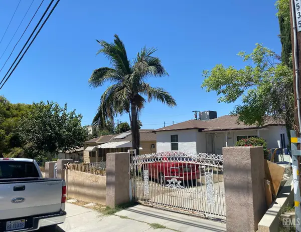 2228 COLLEGE AVENUE, Bakersfield, CA 93306