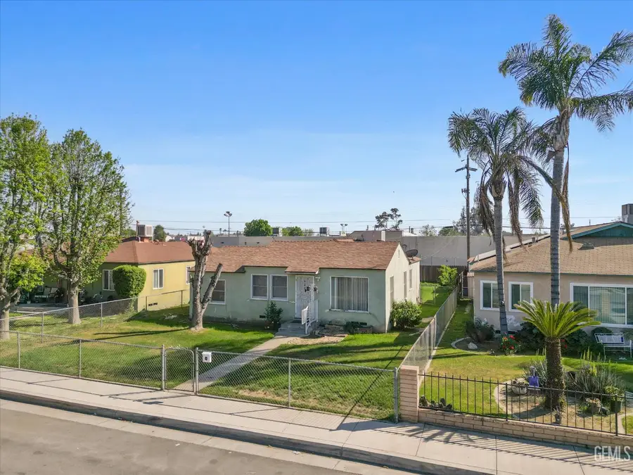 429 1ST STREET, Bakersfield, CA 93304 - #2