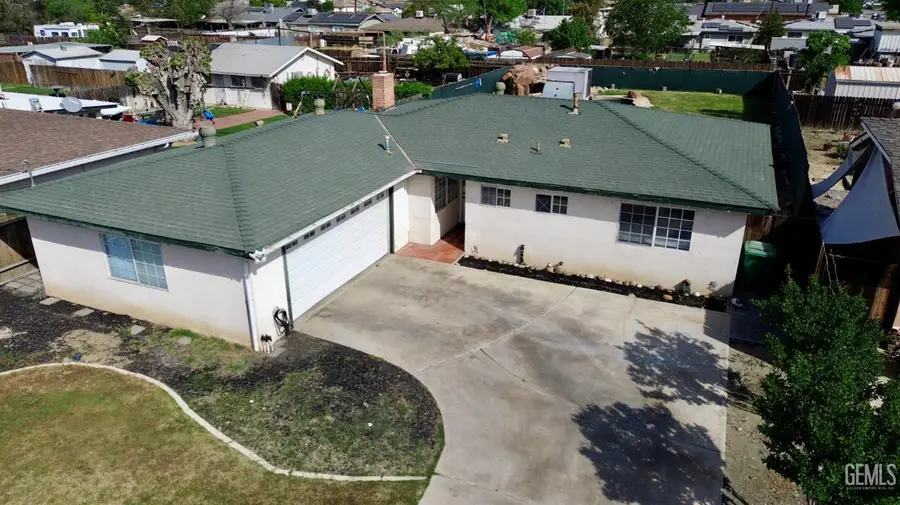 10404 ENGER STREET, Bakersfield, CA 93312 - #2