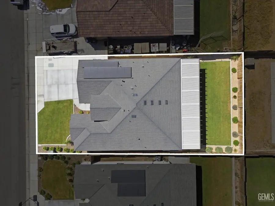 910 HARTLEPOOL AVENUE, Bakersfield, CA 93307 - #3