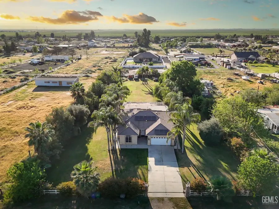 5351 GATSON STREET, Bakersfield, CA 93314 - #2