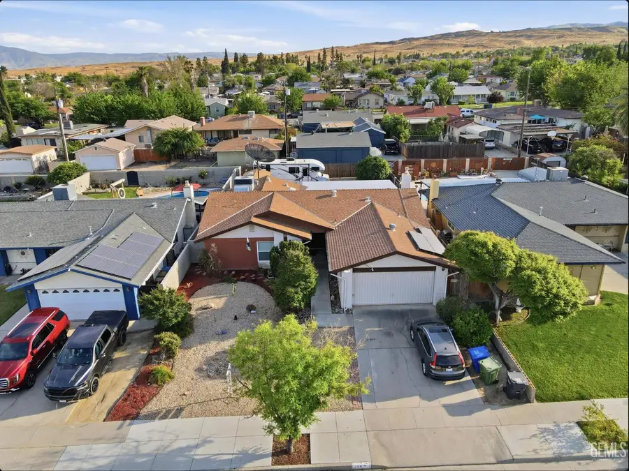 209 E WARREN STREET, Taft, CA 93268 - #2