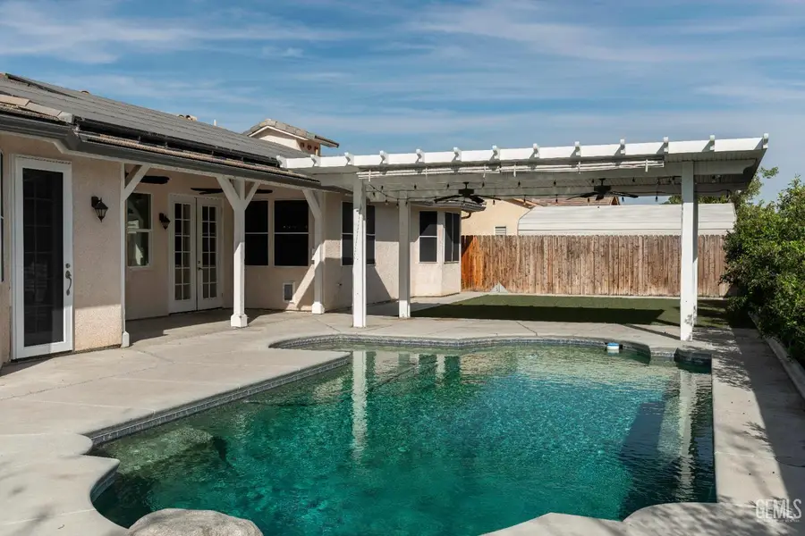 501 BUTTE COURT, Shafter, CA 93263 - #3