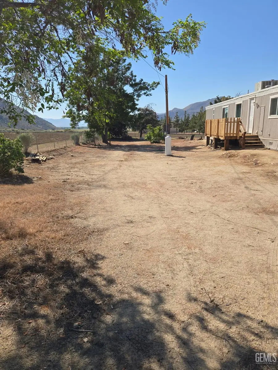 7801 EASY ST., Onyx, CA 93255 - #2