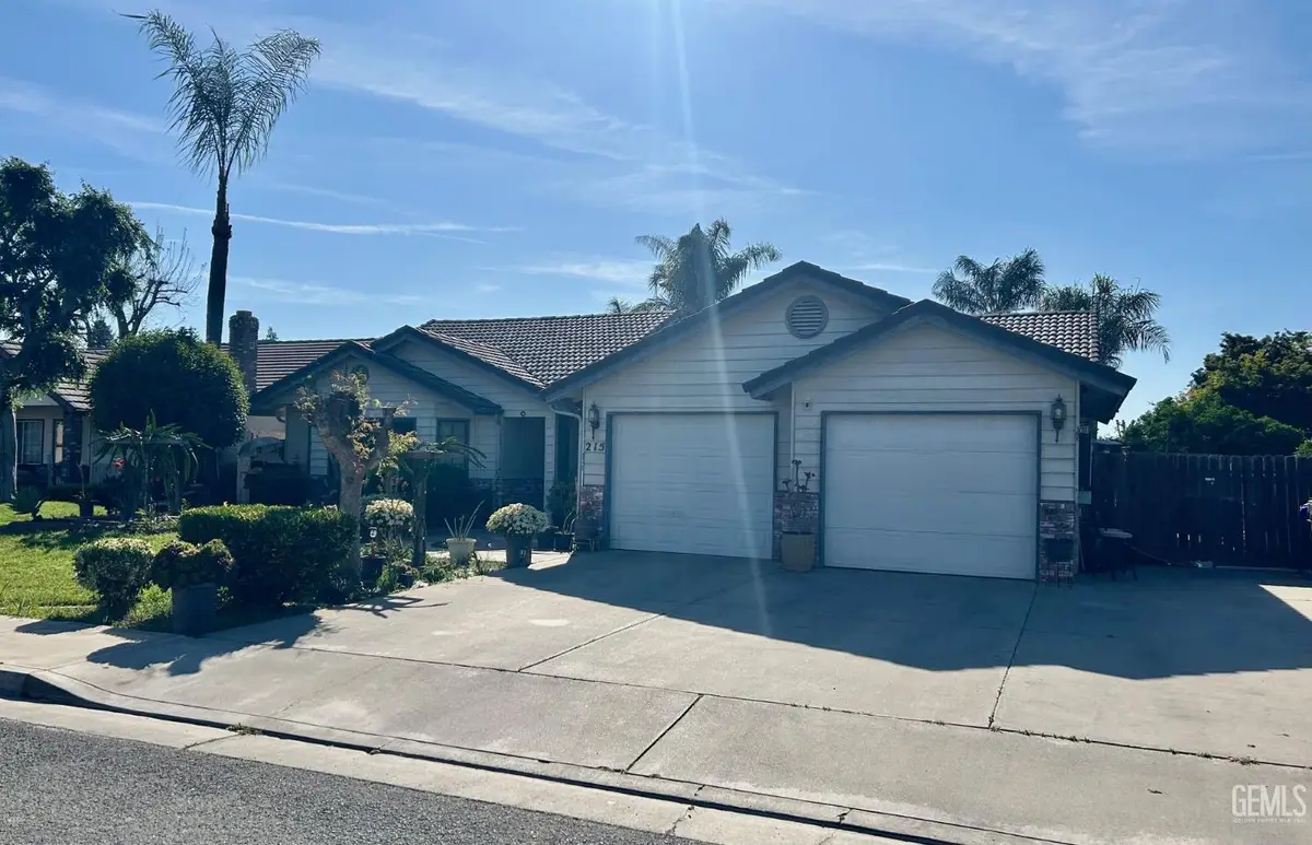 215 S RED OAK STREET, Porterville, CA 93257 - #1
