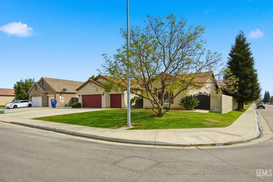 11607 CALIFORNIA POPPY DRIVE, Bakersfield, CA 93311 - #2