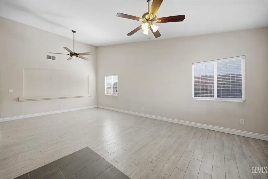 11811 MANTOVA AVENUE, Bakersfield, CA 93312 - #3