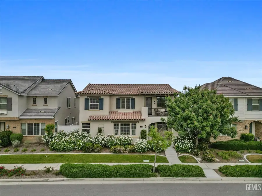 11900 CAMPUS PARK DRIVE, Bakersfield, CA 93311 - #2