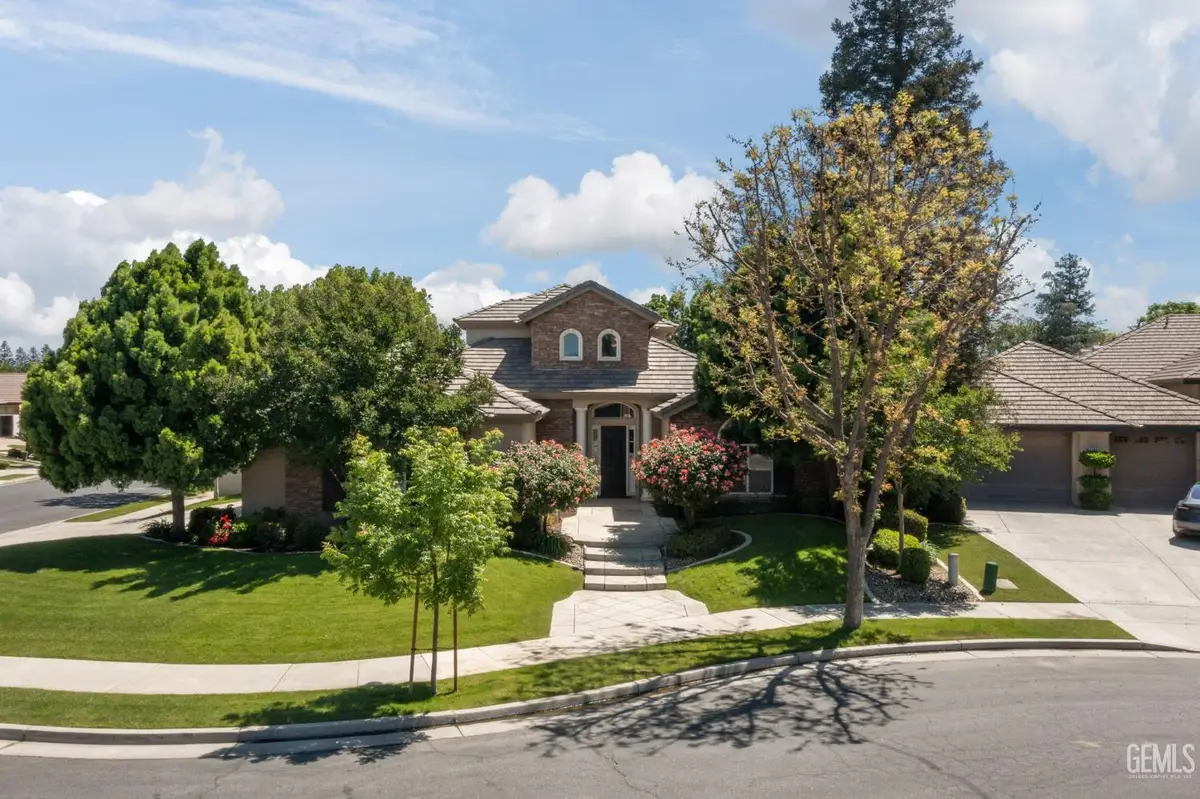 2902 RAGLAND COURT, Bakersfield, CA 93311 - #1