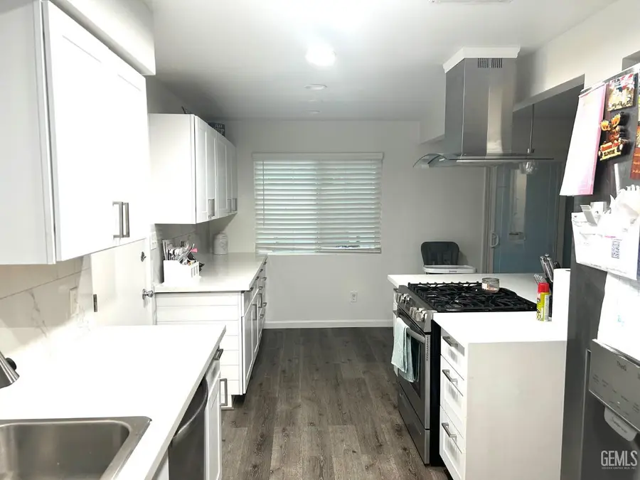 3333 EL ENCANTO COURT #22, Bakersfield, CA 93301 - #3