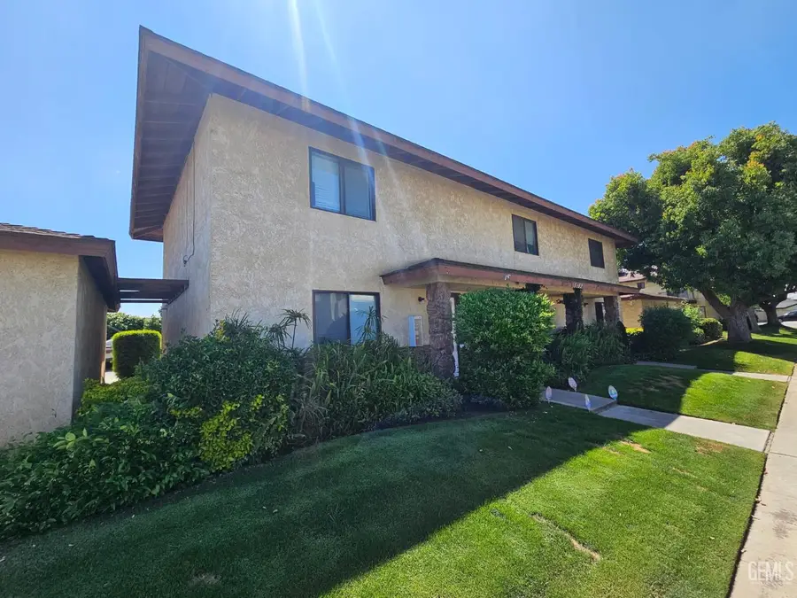 3402 ASHE ROAD, Bakersfield, CA 93309 - #3