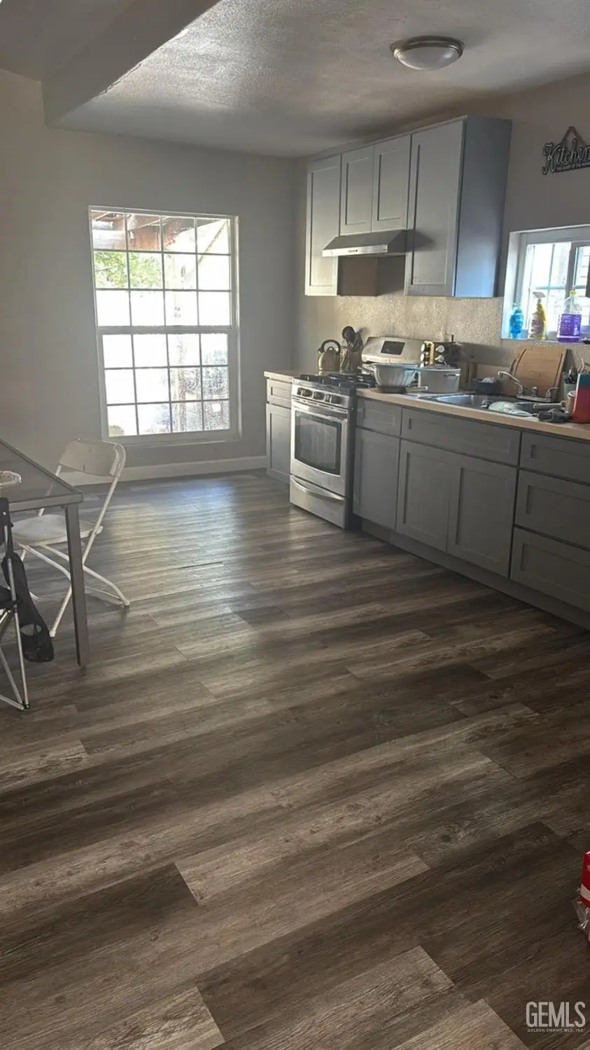 2804 Q STREET, Bakersfield, CA 93301 - #2