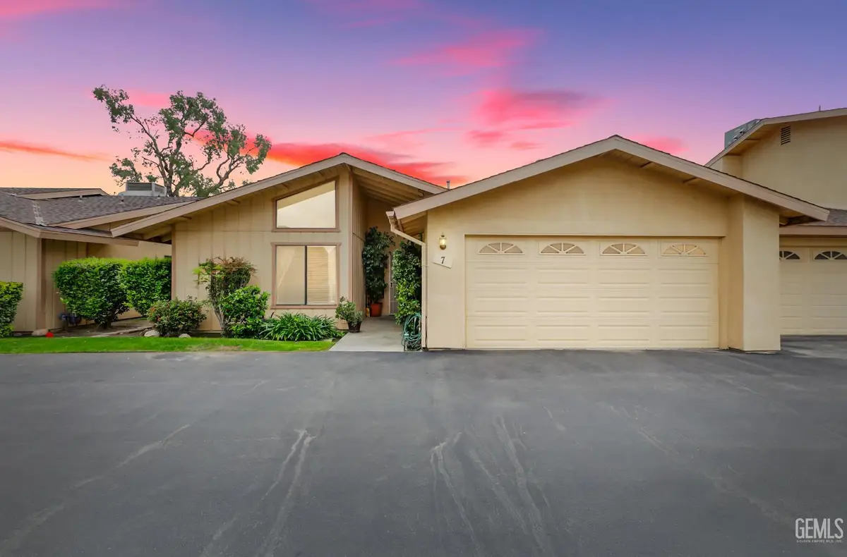 1000 OLIVE DRIVE #7, Bakersfield, CA 93308 - #1