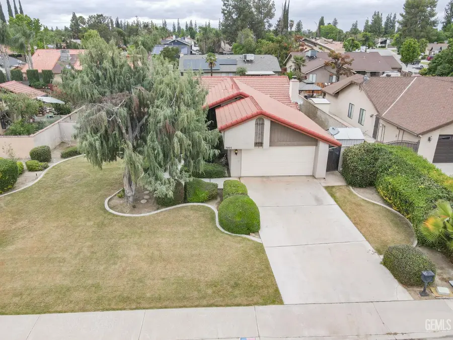 7005 LACOSTE LANE, Bakersfield, CA 93309 - #3