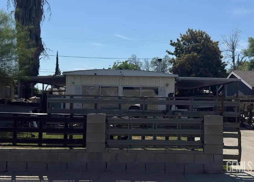 1413 N GORRILL STREET, Bakersfield, CA 93307 - #1