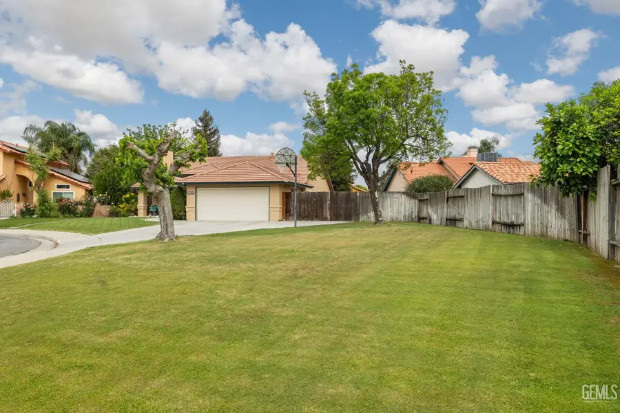 5508 GLACIER COURT, Bakersfield, CA 93313 - #3