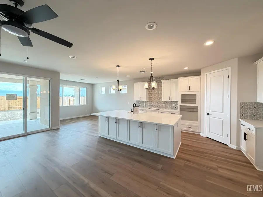 11035 ALCAZAR AVENUE, Bakersfield, CA 93311 - #2