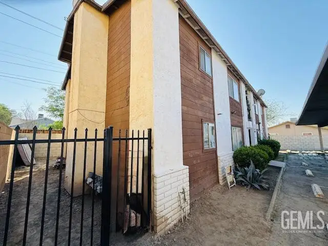 326 STEPHENS DRIVE, Bakersfield, CA 93304 - #2