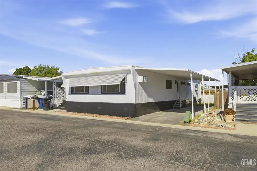 852 E GRANGEVILLE BOULEVARD #6, Hanford, CA 93230 - #3