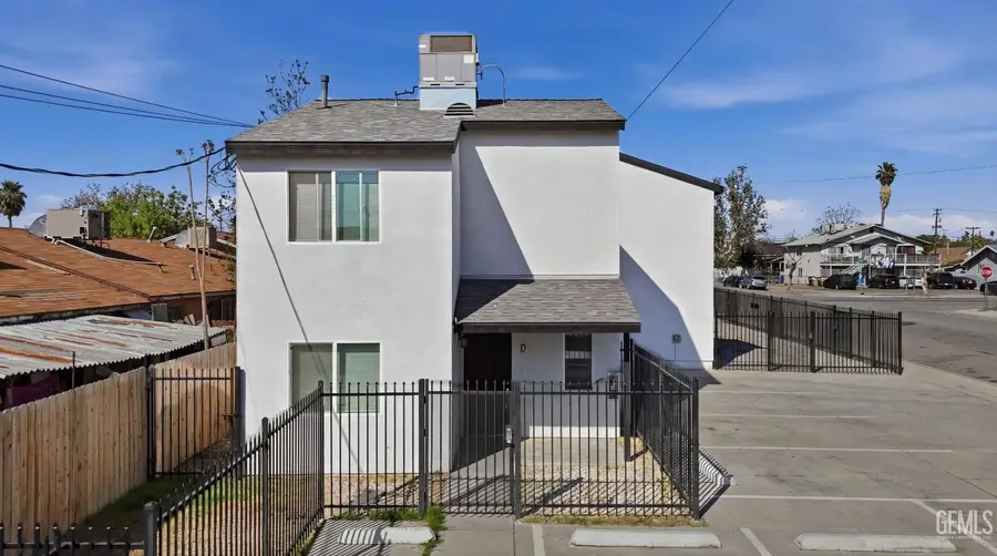 931 MONTEREY STREET, Bakersfield, CA 93305 - #3