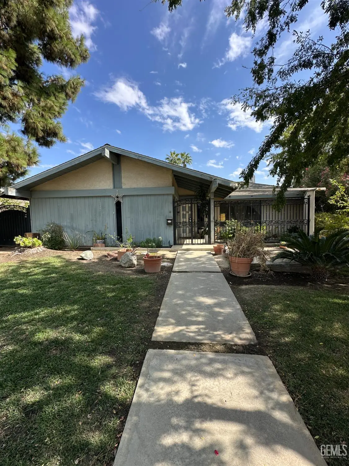 4425 CHARTER OAKS, Bakersfield, CA 93309 - #1