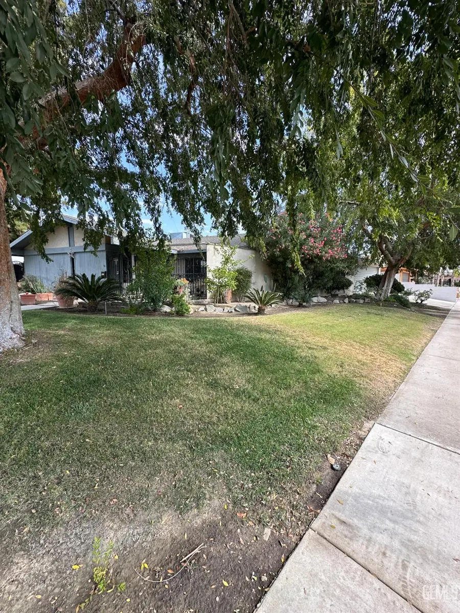 4425 CHARTER OAKS, Bakersfield, CA 93309 - #2
