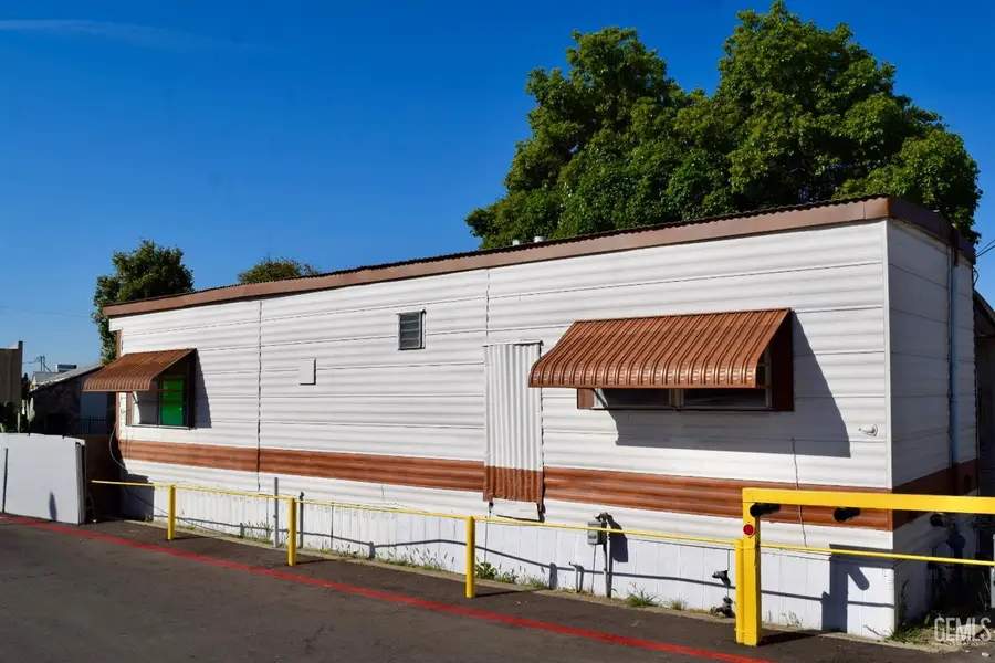 510 ROBERTS LANE #22, Bakersfield, CA 93308 - #2