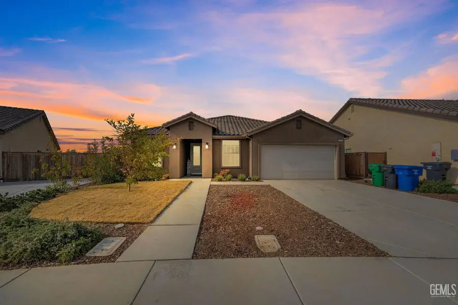 3415 FALLING BROOK LANE, Shafter, CA 93263 - #2