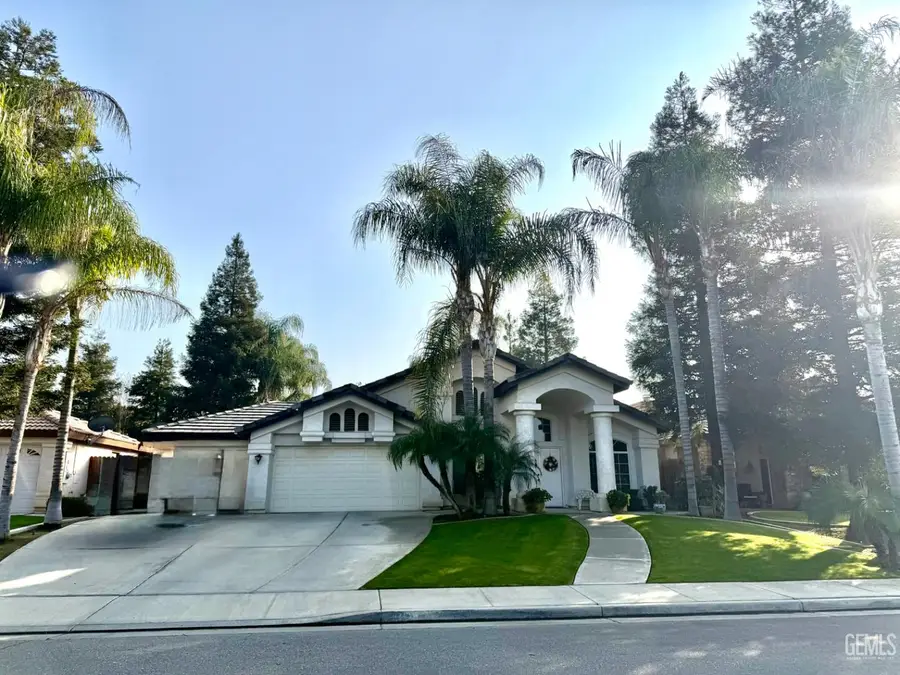 11715 STONINGTON STREET, Bakersfield, CA 93312 - #2