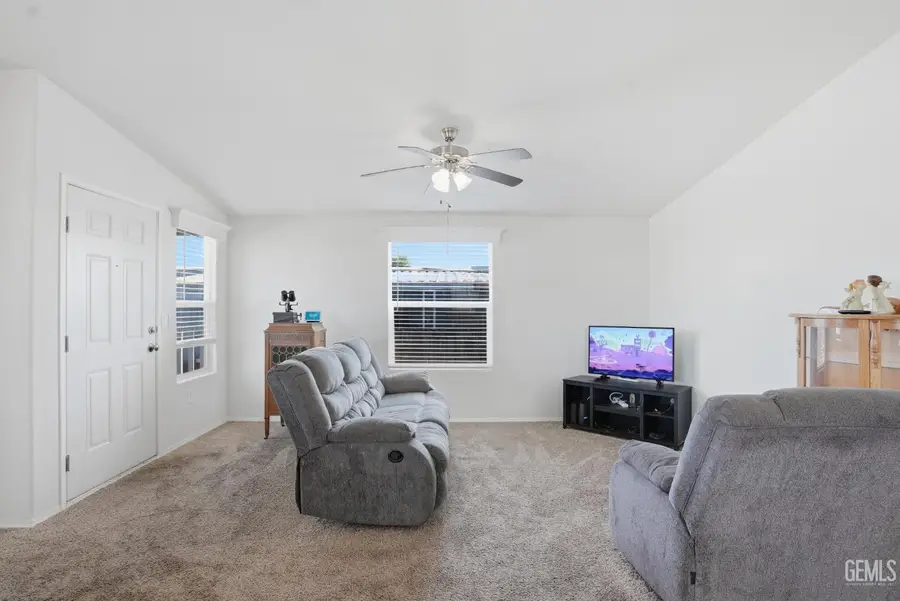 4401 HUGHES LANE #36, Bakersfield, CA 93304 - #3