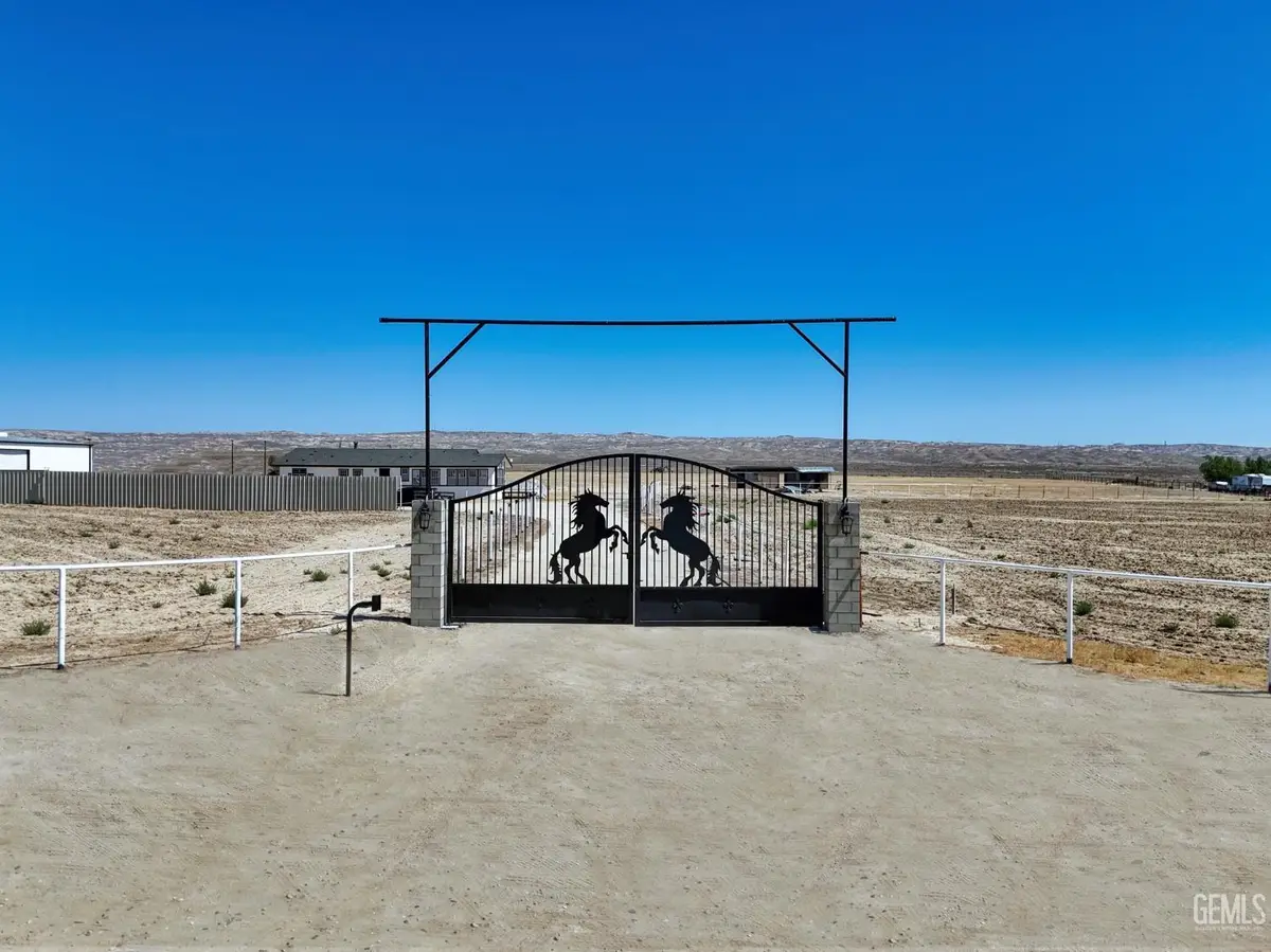 27580 TAMARISK ROAD, Taft, CA 93268 - #1