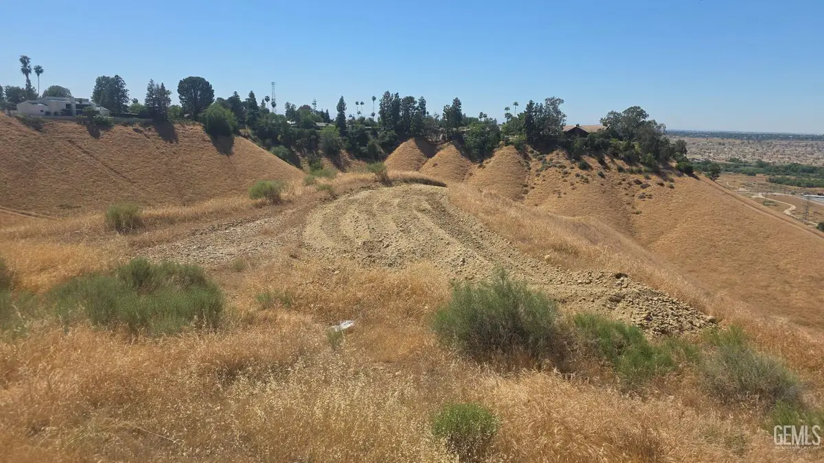 4201 BOISE STREET, Bakersfield, CA 93306 - #1